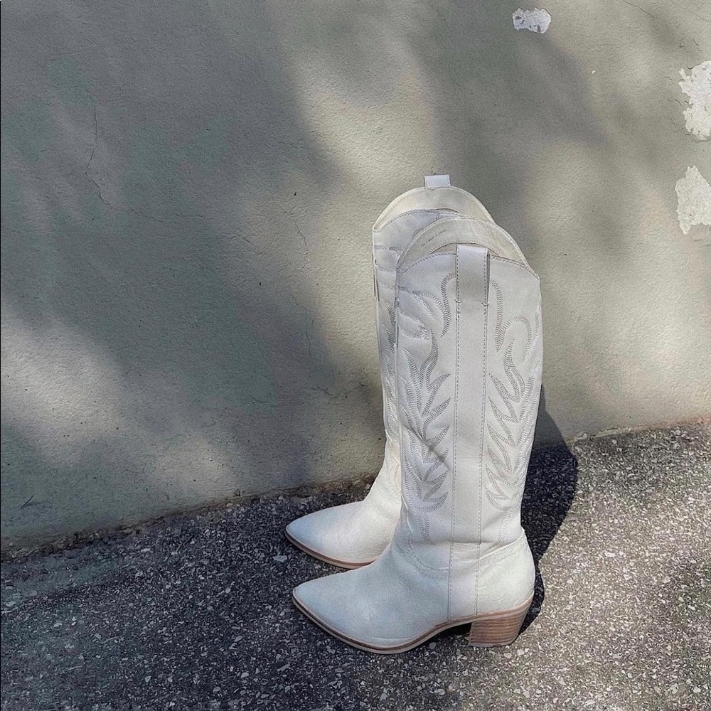 Dolce Vita Solei Boots White Embossed Leather